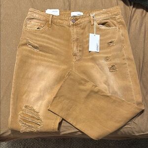 Vervet Tan Distressed Jeans